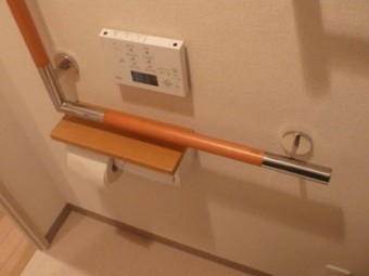 TOTO　ピュアレストQR＋アプリコットF1Aに交換